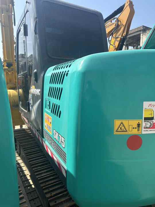 Used Kobelco Sk75-8 Mini Excavator in High Quality for Sale Anhui Zhaomi Construction Machines Trading - Mini rýpadlo: obrázek 4 Used Kobelco Sk75-8 Mini Excavator in High Quality for Sale Anhui Zhaomi Construction Machines Trading - Mini rýpadlo: obrázek 4