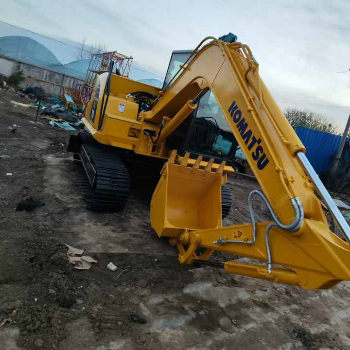 Used KomatsuPC70-8 New Model Mini Excavator Second Hand Machine Popular Brand Japan komatsu Hydraulic Machinery - Rýpadlo: obrázek 2 Used KomatsuPC70-8 New Model Mini Excavator Second Hand Machine Popular Brand Japan komatsu Hydraulic Machinery - Rýpadlo: obrázek 2