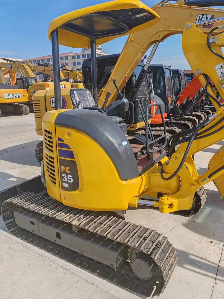 Komatsu PC35 - Mini rýpadlo: obrázek 1 Komatsu PC35 - Mini rýpadlo: obrázek 1