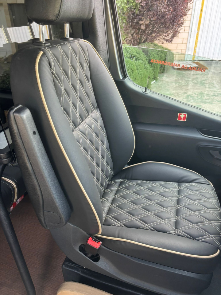 MERCEDES-BENZ SPRINTER 519 - Minibus, Mikrobus: obrázek 5 MERCEDES-BENZ SPRINTER 519 - Minibus, Mikrobus: obrázek 5