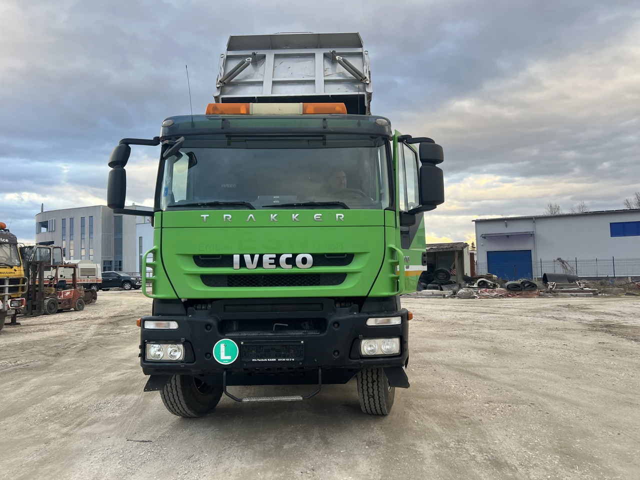 Iveco Trakker 8х4, Нов внос - Sklápěč: obrázek 4 Iveco Trakker 8х4, Нов внос - Sklápěč: obrázek 4