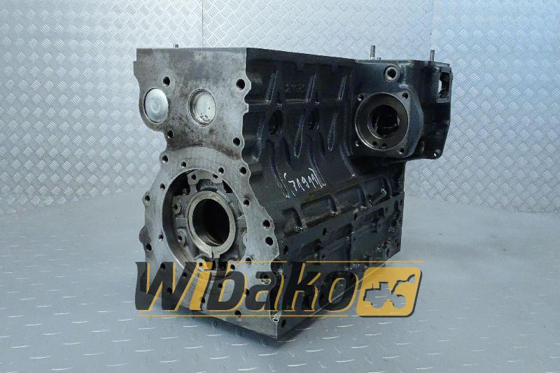 Crankcase for engine Kubota V2203 2.197 - Karter pro Stavební technika: obrázek 1 Crankcase for engine Kubota V2203 2.197 - Karter pro Stavební technika: obrázek 1