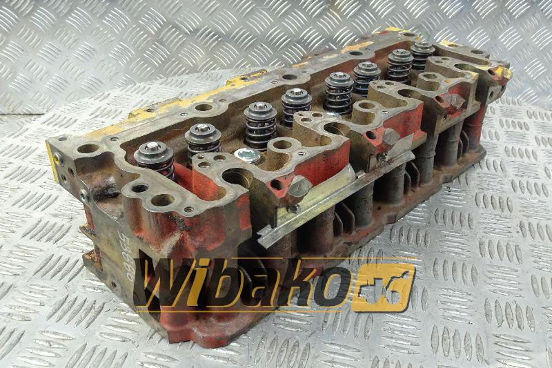 Cylinder head Deutz BF4L1011 4609R - Hlava válců pro Stavební technika: obrázek 1 Cylinder head Deutz BF4L1011 4609R - Hlava válců pro Stavební technika: obrázek 1