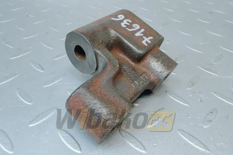 Deutz 02249876R - Zavěšení motoru pro Stavební technika: obrázek 1 Deutz 02249876R - Zavěšení motoru pro Stavební technika: obrázek 1