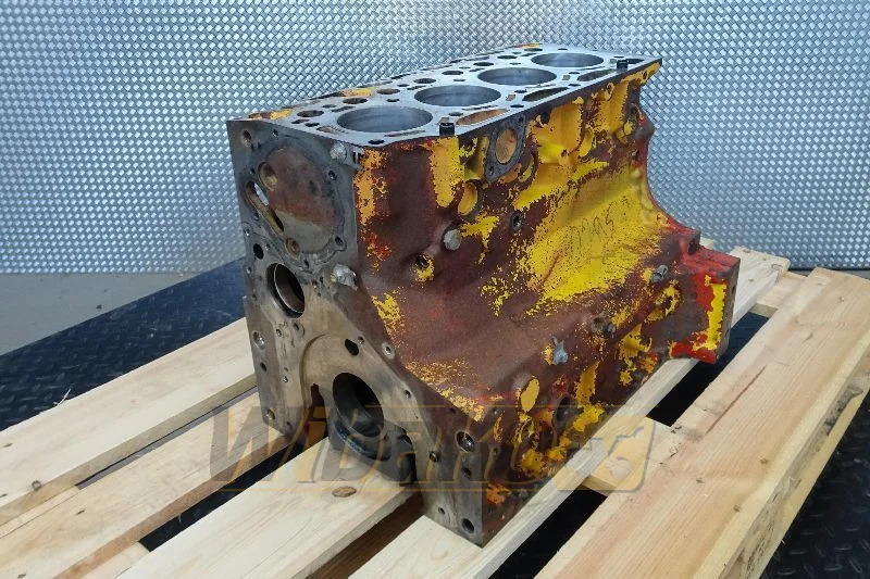 Deutz 04206646 - Blok válců pro Stavební technika: obrázek 1 Deutz 04206646 - Blok válců pro Stavební technika: obrázek 1
