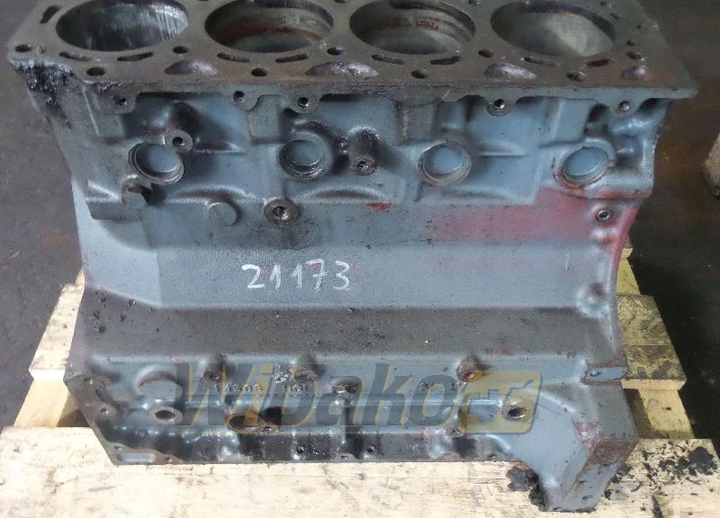 Deutz 04254634 - Blok válců pro Stavební technika: obrázek 1 Deutz 04254634 - Blok válců pro Stavební technika: obrázek 1