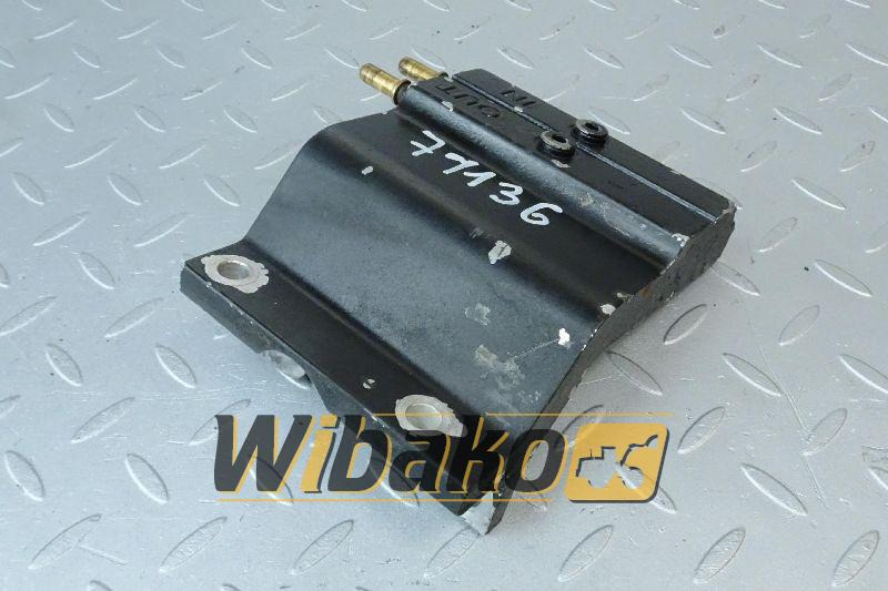 Fuel filter bracket Cummins 5296696 - Palivový filtr pro Stavební technika: obrázek 1 Fuel filter bracket Cummins 5296696 - Palivový filtr pro Stavební technika: obrázek 1