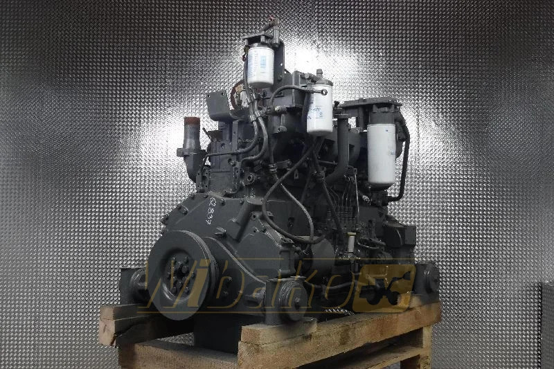 Komatsu S6D125E-2 - Motor pro Stavební technika: obrázek 5 Komatsu S6D125E-2 - Motor pro Stavební technika: obrázek 5
