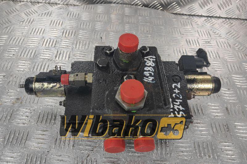 Valves set Vickers CMX100SNSFXM25 02-363920 - Hydraulický ventil pro Stavební technika: obrázek 1 Valves set Vickers CMX100SNSFXM25 02-363920 - Hydraulický ventil pro Stavební technika: obrázek 1