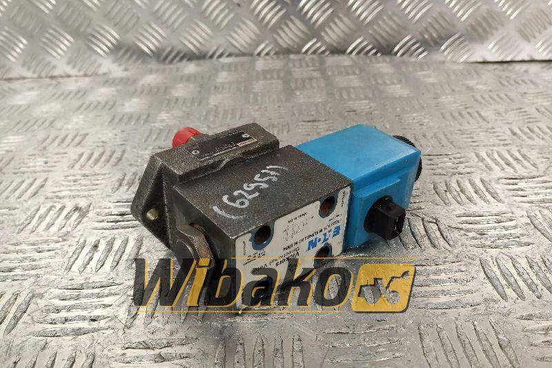 Valves set Vickers DG4V32AMKUP4D3H760EN94 R900424447 - Hydraulický ventil pro Stavební technika: obrázek 1 Valves set Vickers DG4V32AMKUP4D3H760EN94 R900424447 - Hydraulický ventil pro Stavební technika: obrázek 1