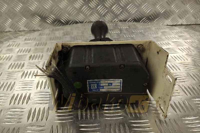 ZF VTS-3 6006035003 - Hydraulický ventil pro Stavební technika: obrázek 1 ZF VTS-3 6006035003 - Hydraulický ventil pro Stavební technika: obrázek 1