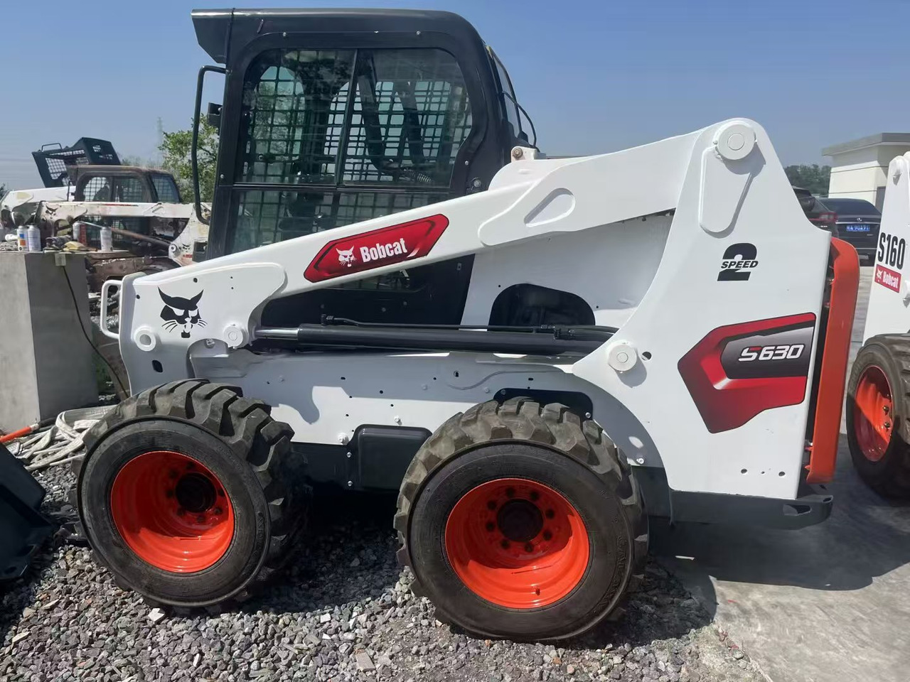 BOBCAT S630 - Smykový nakladač: obrázek 5 BOBCAT S630 - Smykový nakladač: obrázek 5