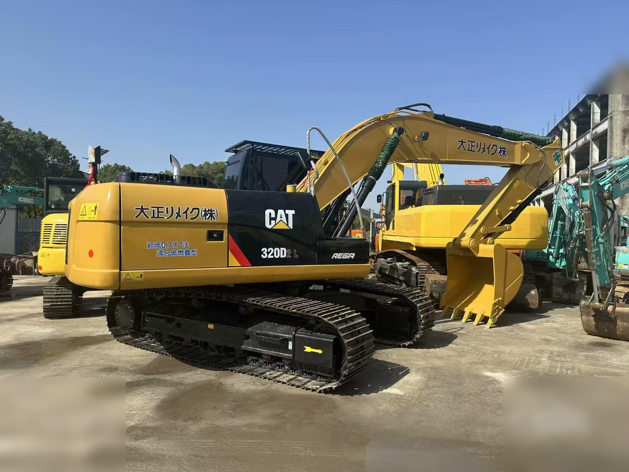 CATERPILLAR 320D2L - Pásové rýpadlo: obrázek 1 CATERPILLAR 320D2L - Pásové rýpadlo: obrázek 1