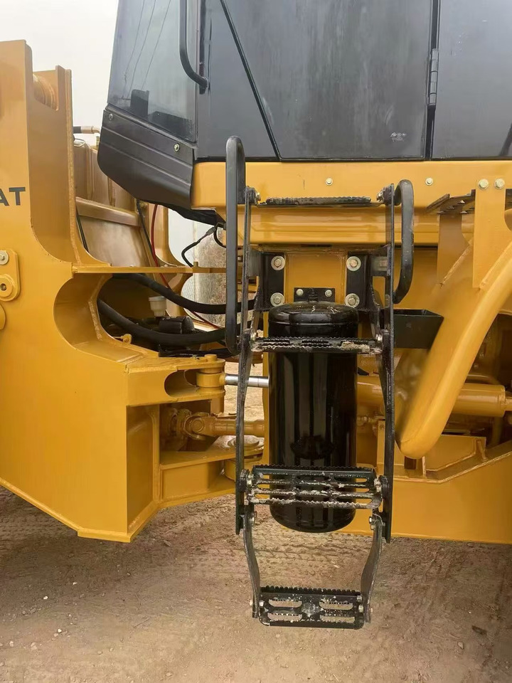 CATERPILLAR 950H - Kolový nakladač: obrázek 4 CATERPILLAR 950H - Kolový nakladač: obrázek 4