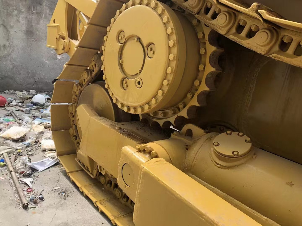 CATERPILLAR D7H - Buldozer: obrázek 3 CATERPILLAR D7H - Buldozer: obrázek 3