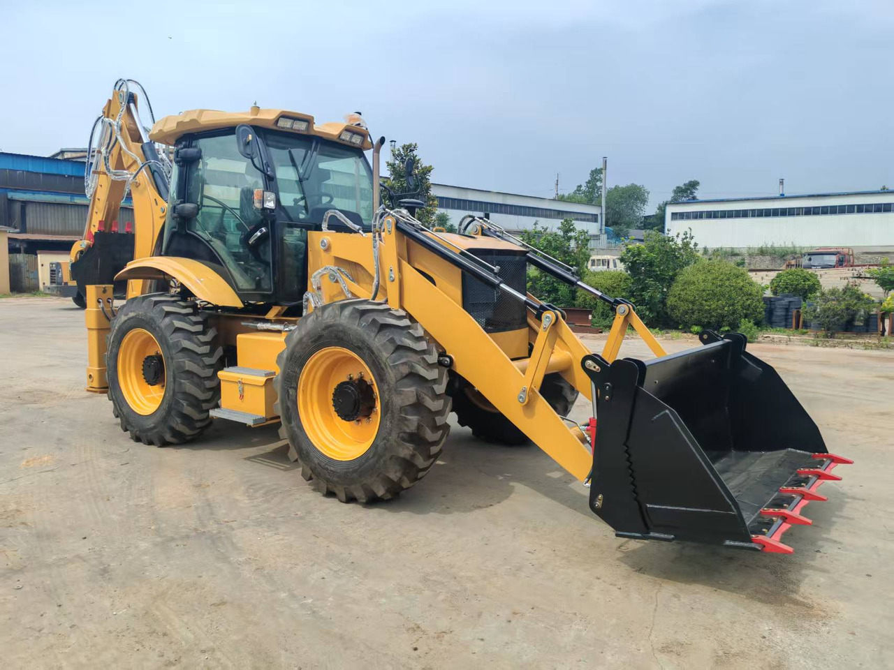CATERPILLAR ZY-388 - Rýpadlo-nakladač: obrázek 4 CATERPILLAR ZY-388 - Rýpadlo-nakladač: obrázek 4