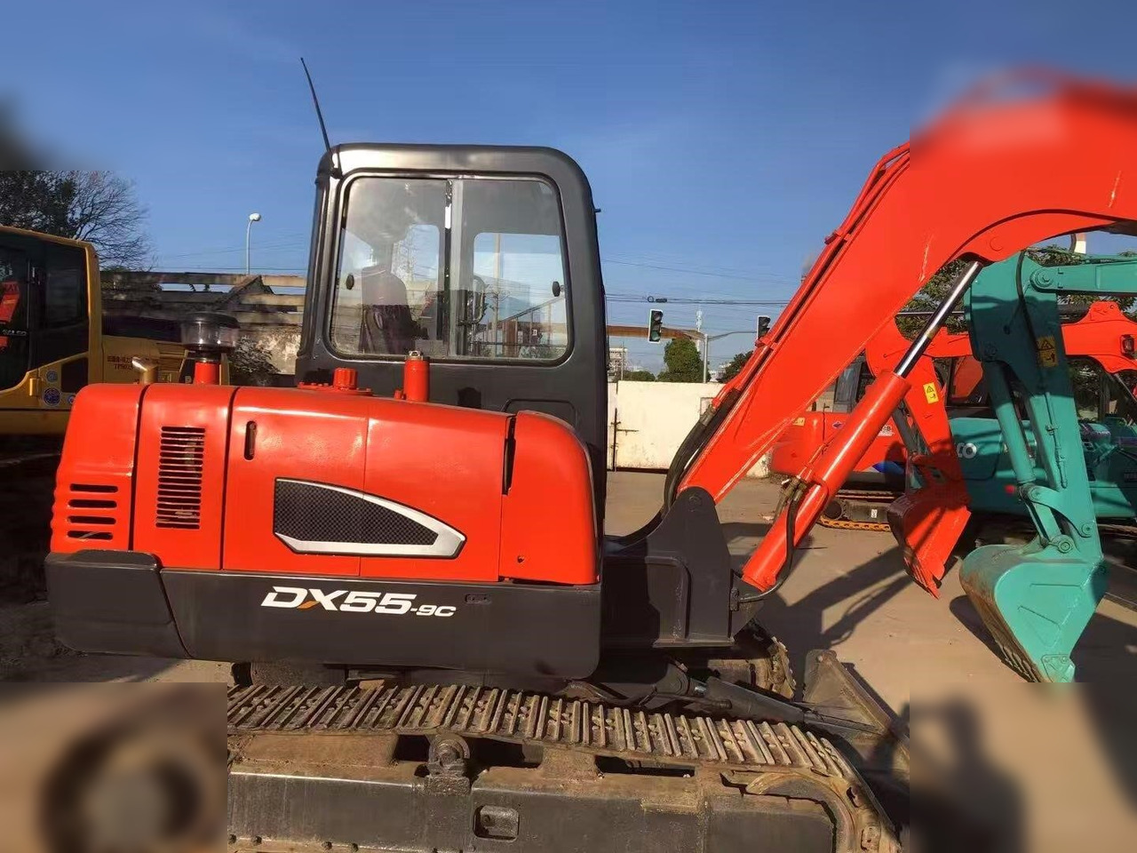 DOOSAN DH55-V - Mini rýpadlo: obrázek 2 DOOSAN DH55-V - Mini rýpadlo: obrázek 2