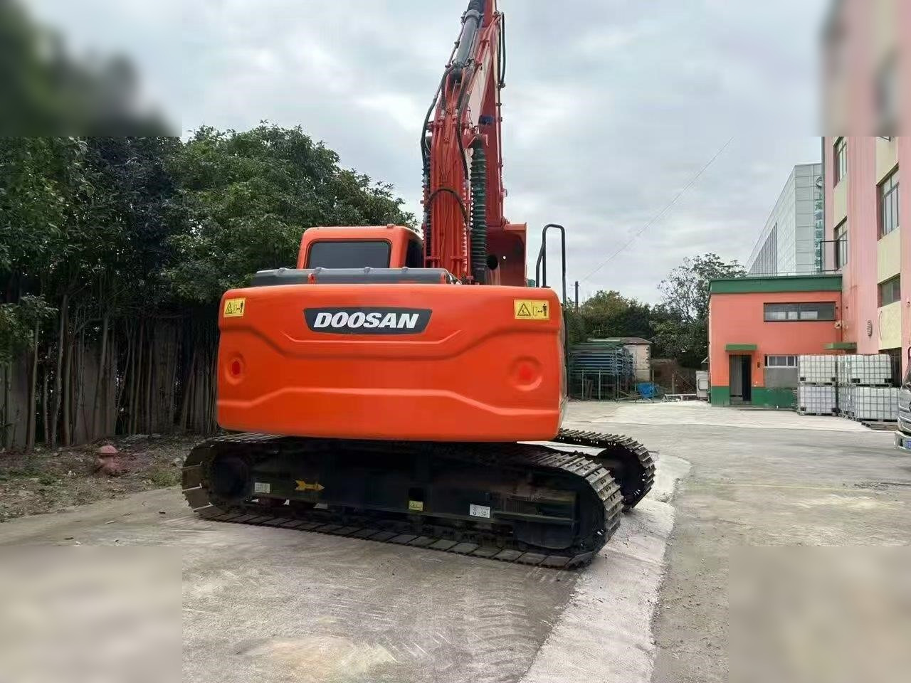 DOOSAN DX150W-9C - Pásové rýpadlo: obrázek 5 DOOSAN DX150W-9C - Pásové rýpadlo: obrázek 5