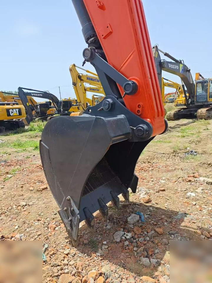 Pásové rýpadlo DOOSAN DX300 LC: obrázek 9