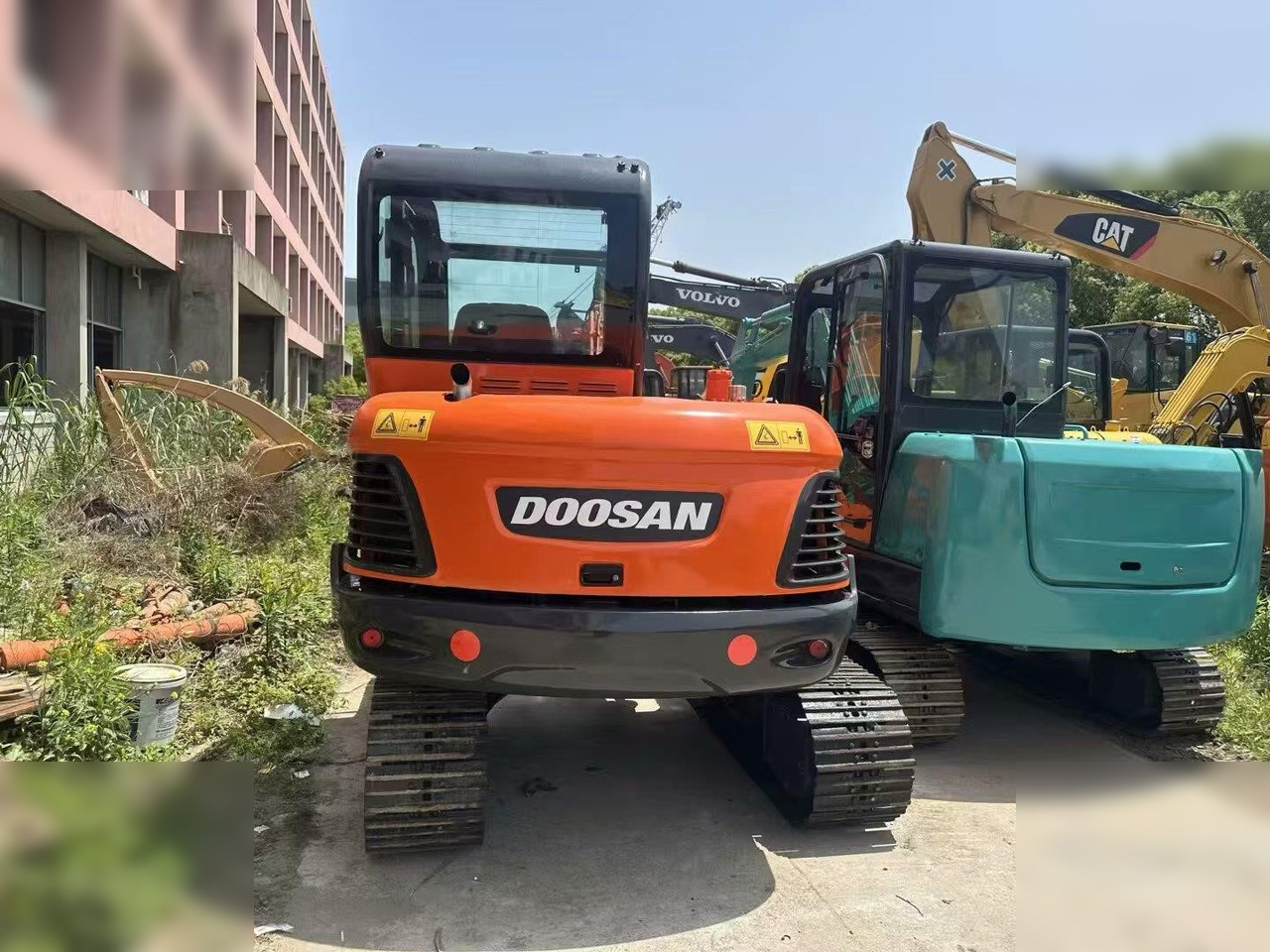 DOOSAN DX60 - Pásové rýpadlo: obrázek 4 DOOSAN DX60 - Pásové rýpadlo: obrázek 4