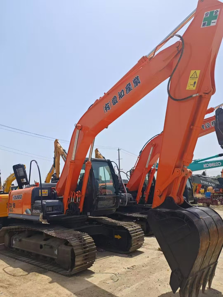 HITACHI ZAXIS 160 - Pásové rýpadlo: obrázek 2 HITACHI ZAXIS 160 - Pásové rýpadlo: obrázek 2
