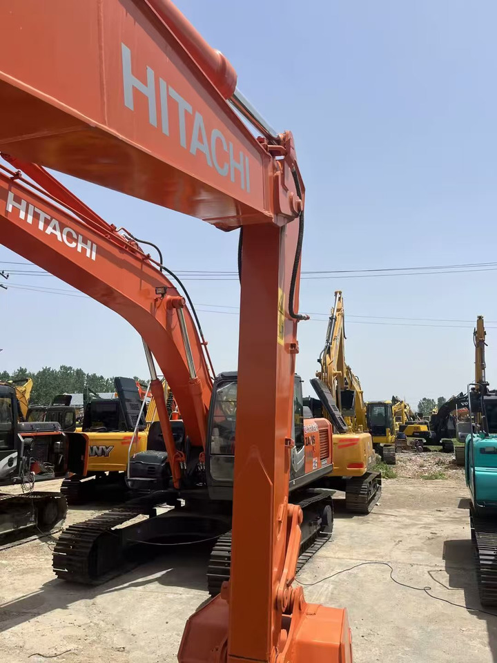 HITACHI ZX130 - Pásové rýpadlo: obrázek 1 HITACHI ZX130 - Pásové rýpadlo: obrázek 1