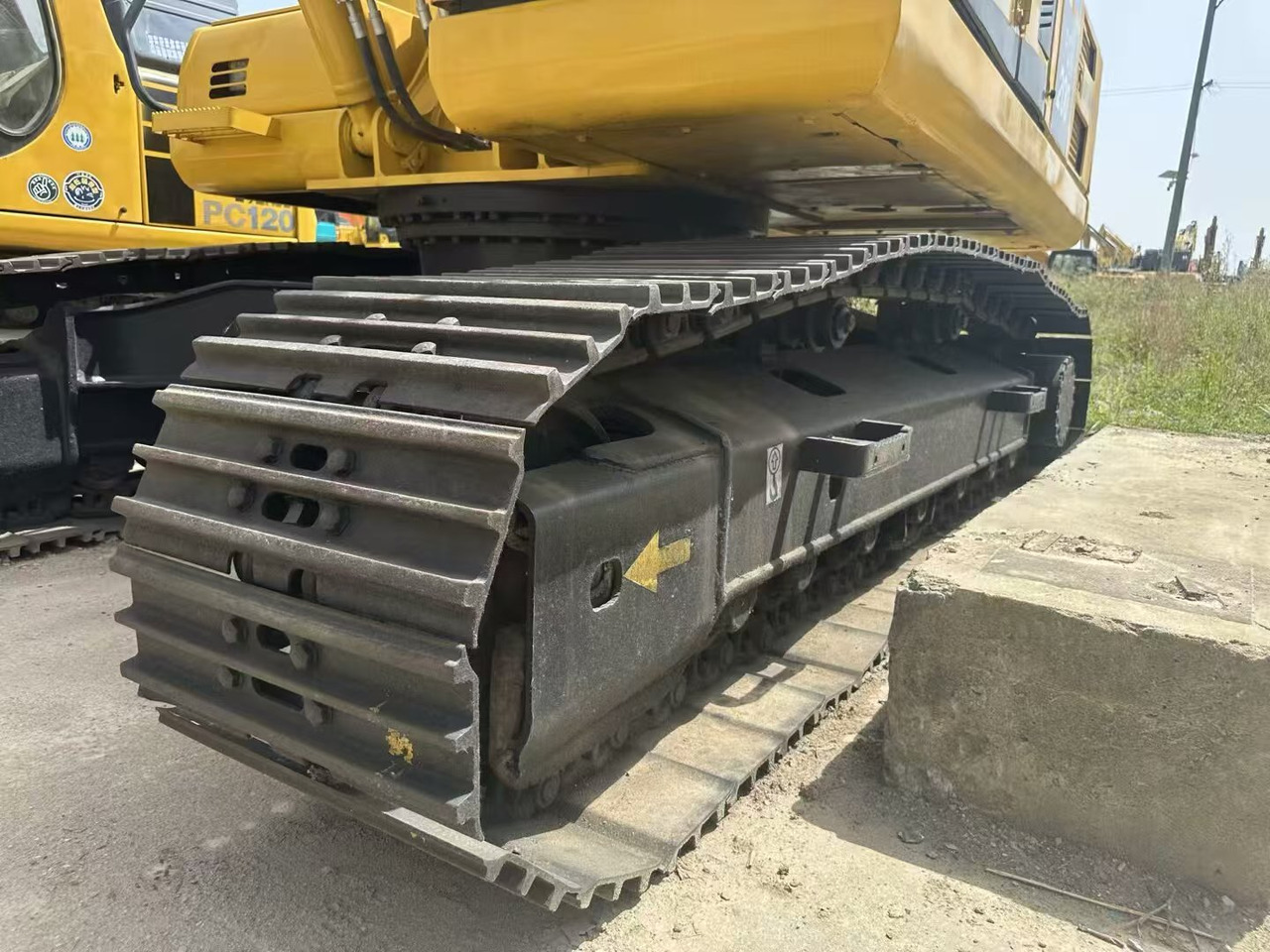 KOMATSU 200-8 leasing KOMATSU 200-8: obrázek 7