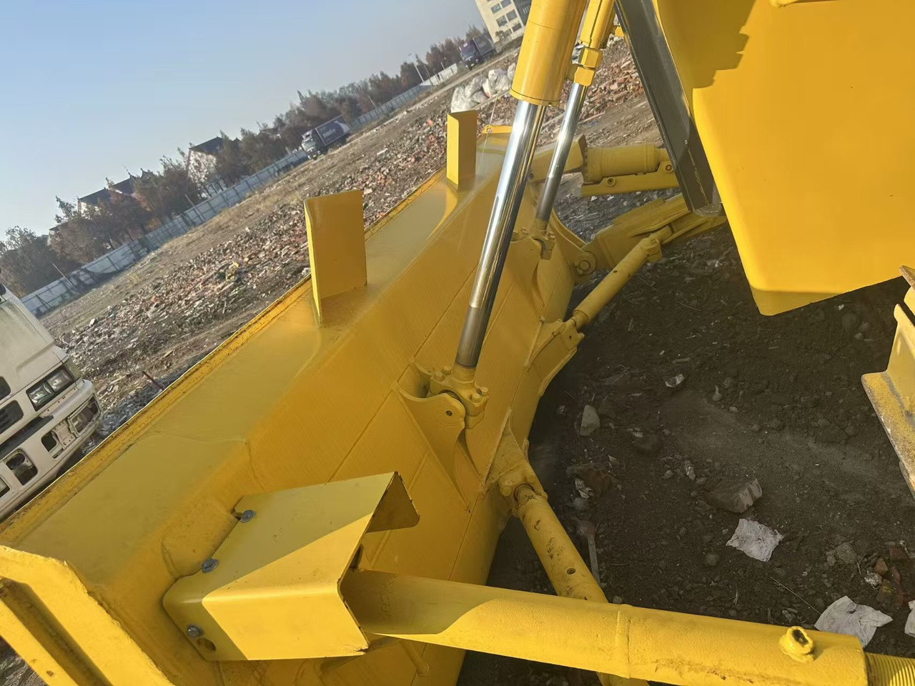 Buldozer KOMATSU D85E: obrázek 14