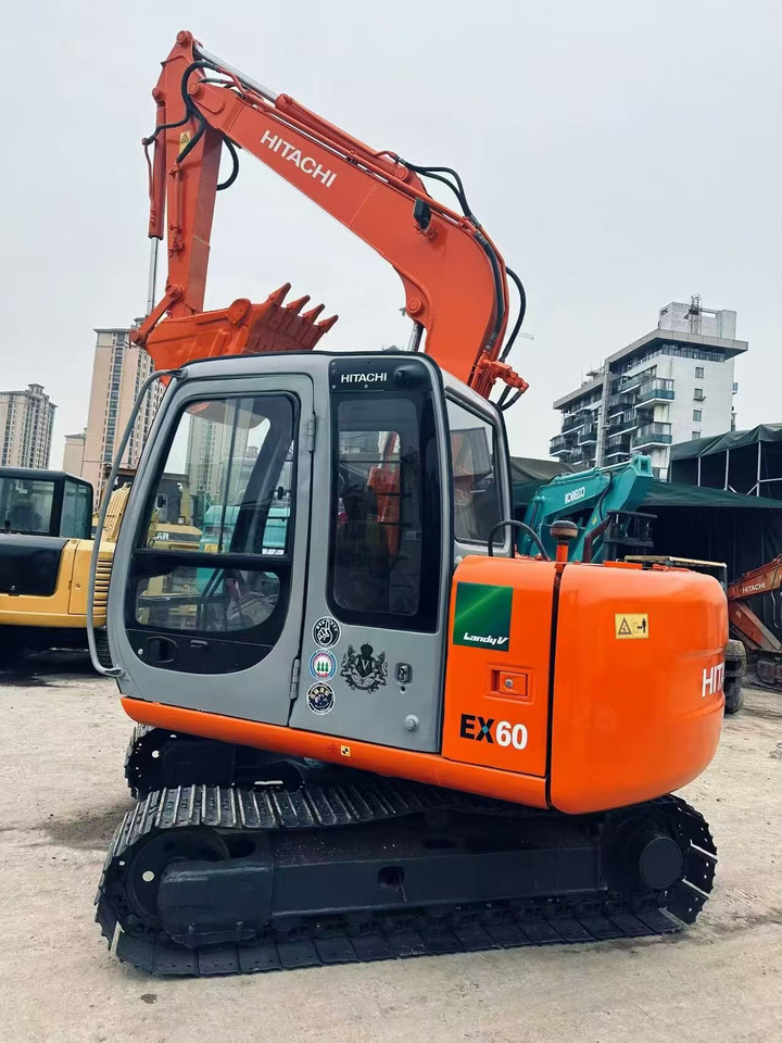 KOMATSU EX60 - Pásové rýpadlo: obrázek 4 KOMATSU EX60 - Pásové rýpadlo: obrázek 4