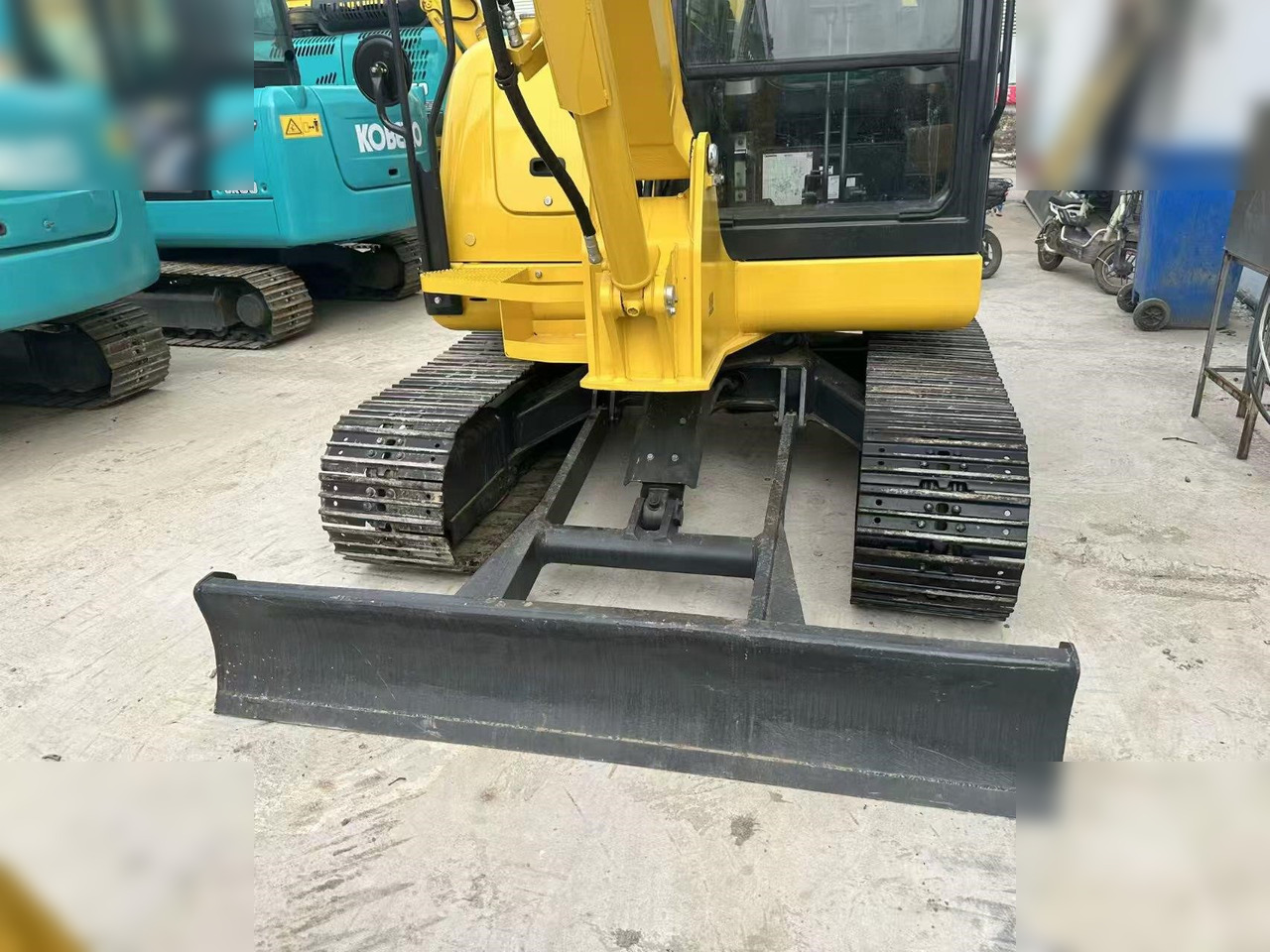 Mini rýpadlo KOMATSU PC56-7: obrázek 8