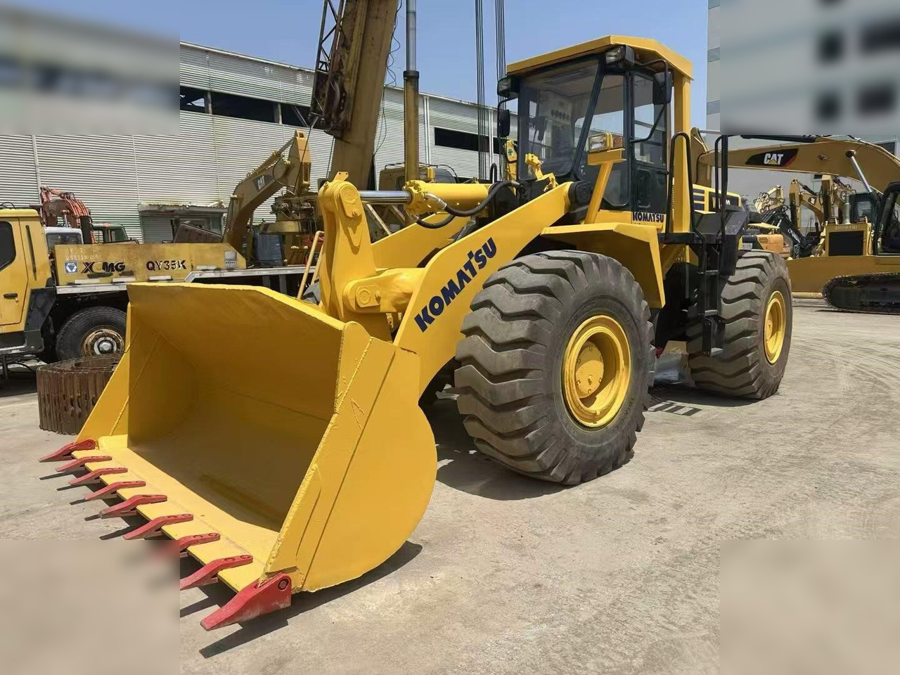 Kolový nakladač KOMATSU WA470-3: obrázek 16