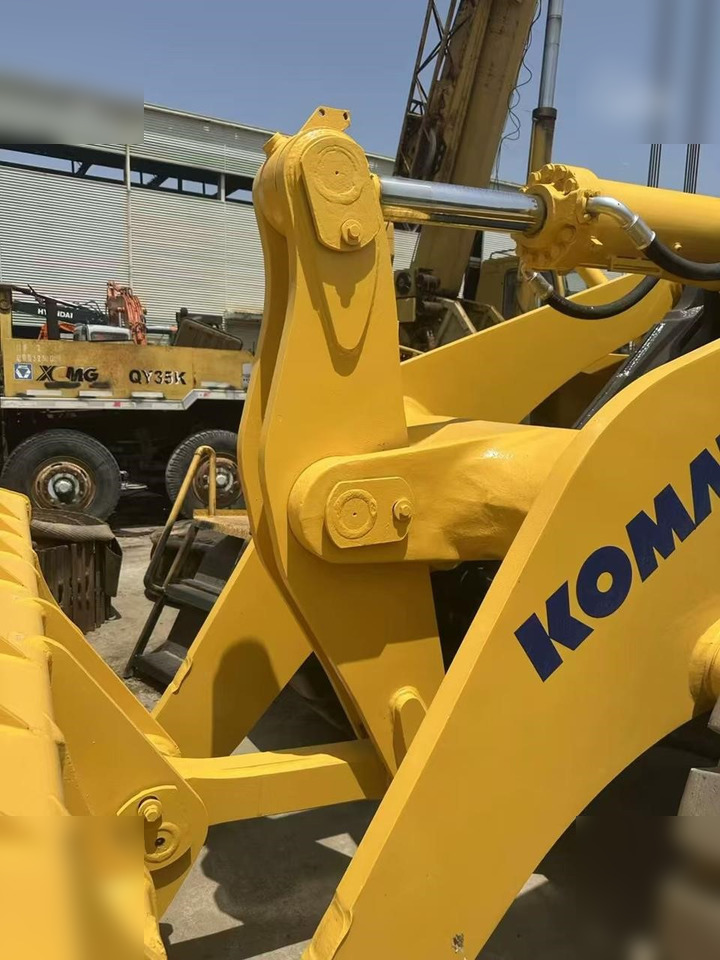 KOMATSU WA470-3 - Kolový nakladač: obrázek 3 KOMATSU WA470-3 - Kolový nakladač: obrázek 3