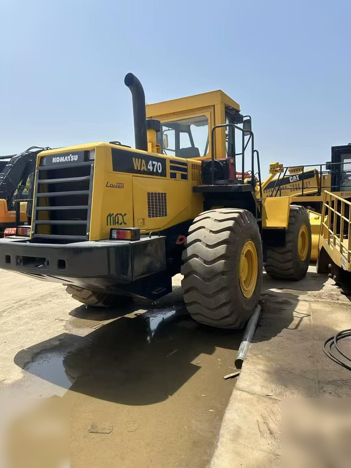 Kolový nakladač KOMATSU WA470-3: obrázek 13