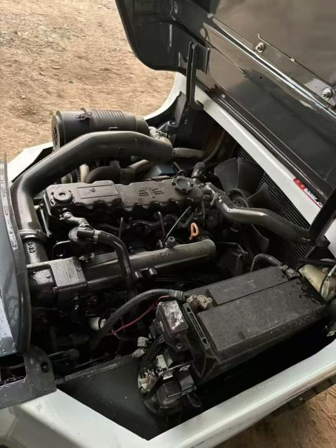 TCM 3-TON - Vertikální sloupový výtah: obrázek 4 TCM 3-TON - Vertikální sloupový výtah: obrázek 4