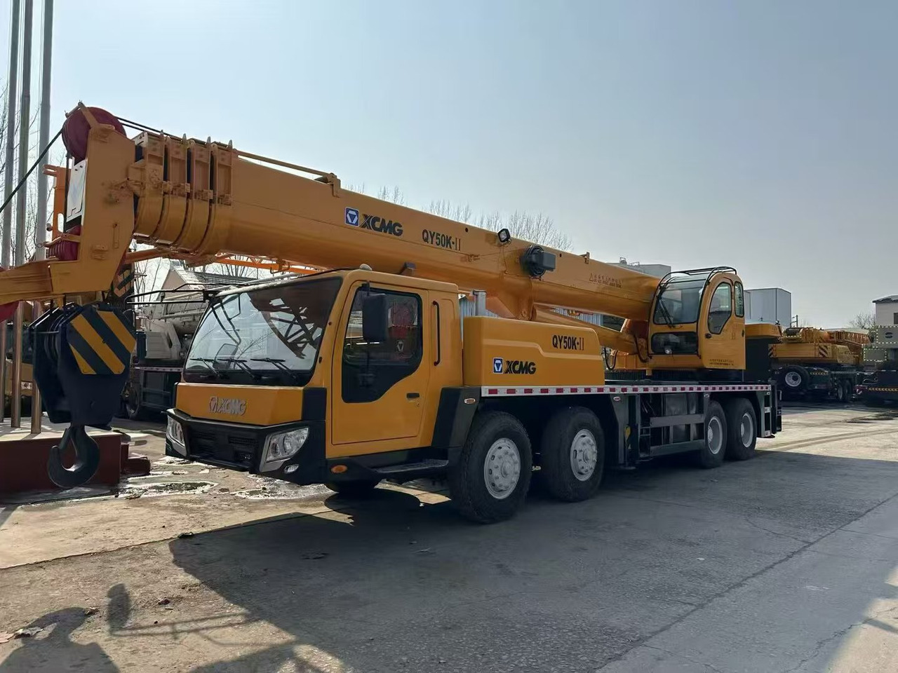 XCMG 50-ton - Autojeřáb: obrázek 2 XCMG 50-ton - Autojeřáb: obrázek 2