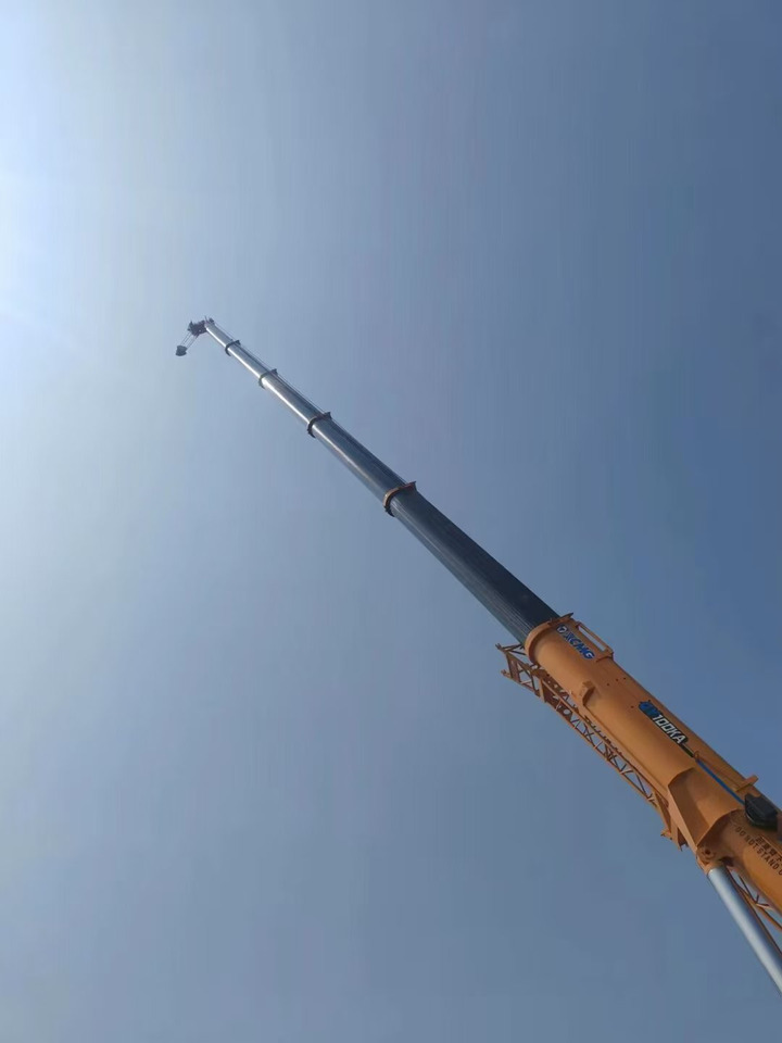XCMG 70-TON - Autojeřáb: obrázek 3 XCMG 70-TON - Autojeřáb: obrázek 3