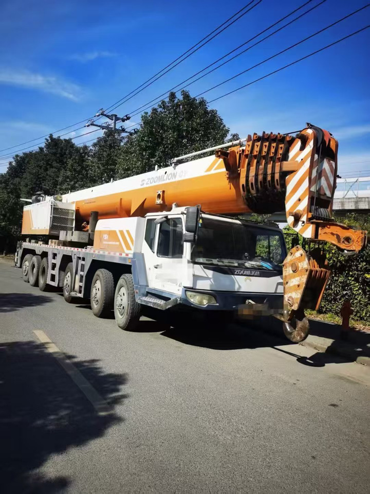 ZOOMLION 130 - Autojeřáb: obrázek 1 ZOOMLION 130 - Autojeřáb: obrázek 1