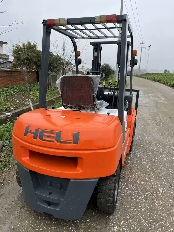 Heli 3-ton - Vertikální sloupový výtah: obrázek 5 Heli 3-ton - Vertikální sloupový výtah: obrázek 5