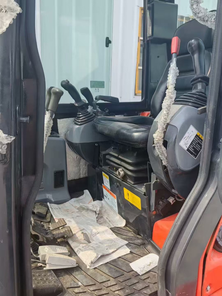 Kubota mini excavator - Mini rýpadlo: obrázek 4 Kubota mini excavator - Mini rýpadlo: obrázek 4