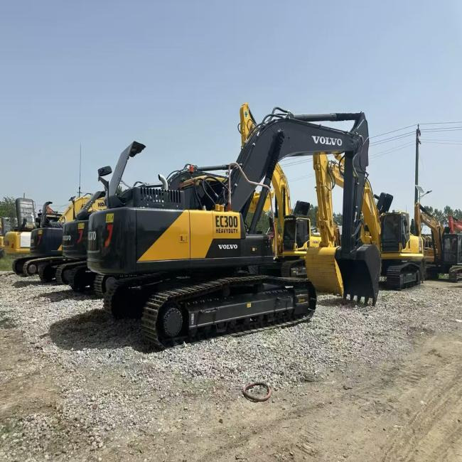 Volvo EC300 - Pásové rýpadlo: obrázek 2 Volvo EC300 - Pásové rýpadlo: obrázek 2