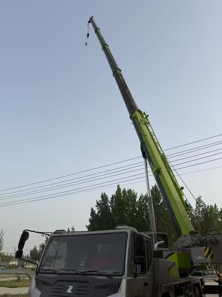Zoomlion 35-ton - Autojeřáb: obrázek 2 Zoomlion 35-ton - Autojeřáb: obrázek 2