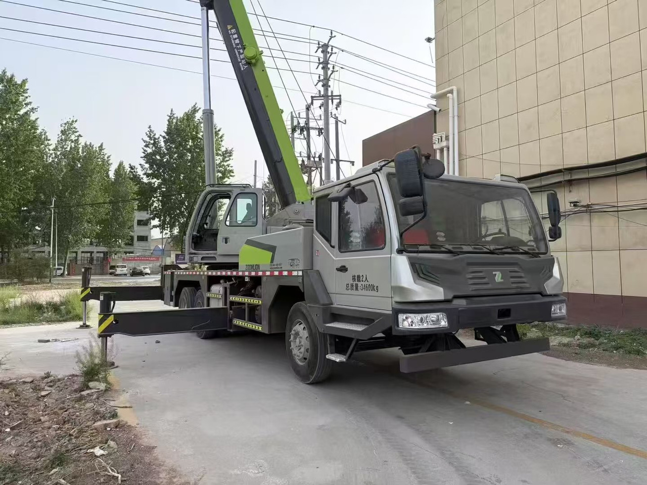 Zoomlion 35-ton - Autojeřáb: obrázek 1 Zoomlion 35-ton - Autojeřáb: obrázek 1