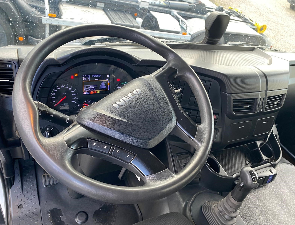 Nákladní automobil valníkový/ Plošinový IVECO AD260S36: obrázek 16