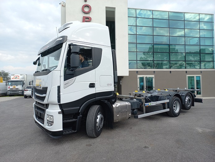 IVECO AS260S48 - Podvozek s kabinou: obrázek 3 IVECO AS260S48 - Podvozek s kabinou: obrázek 3