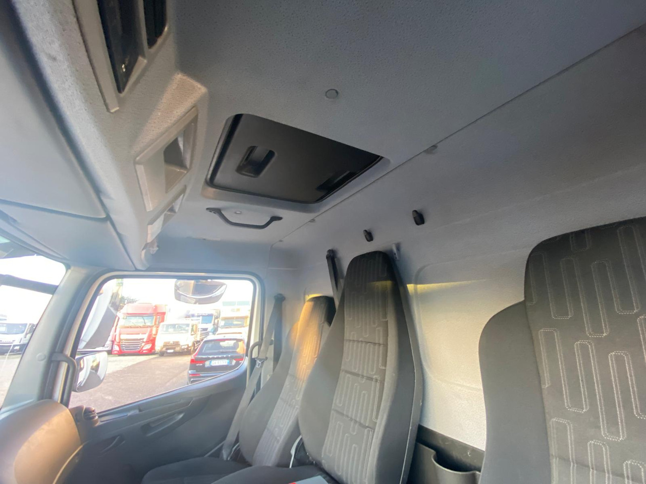 Plachtový nákladní auto MERCEDES-BENZ 816 ATEGO: obrázek 9