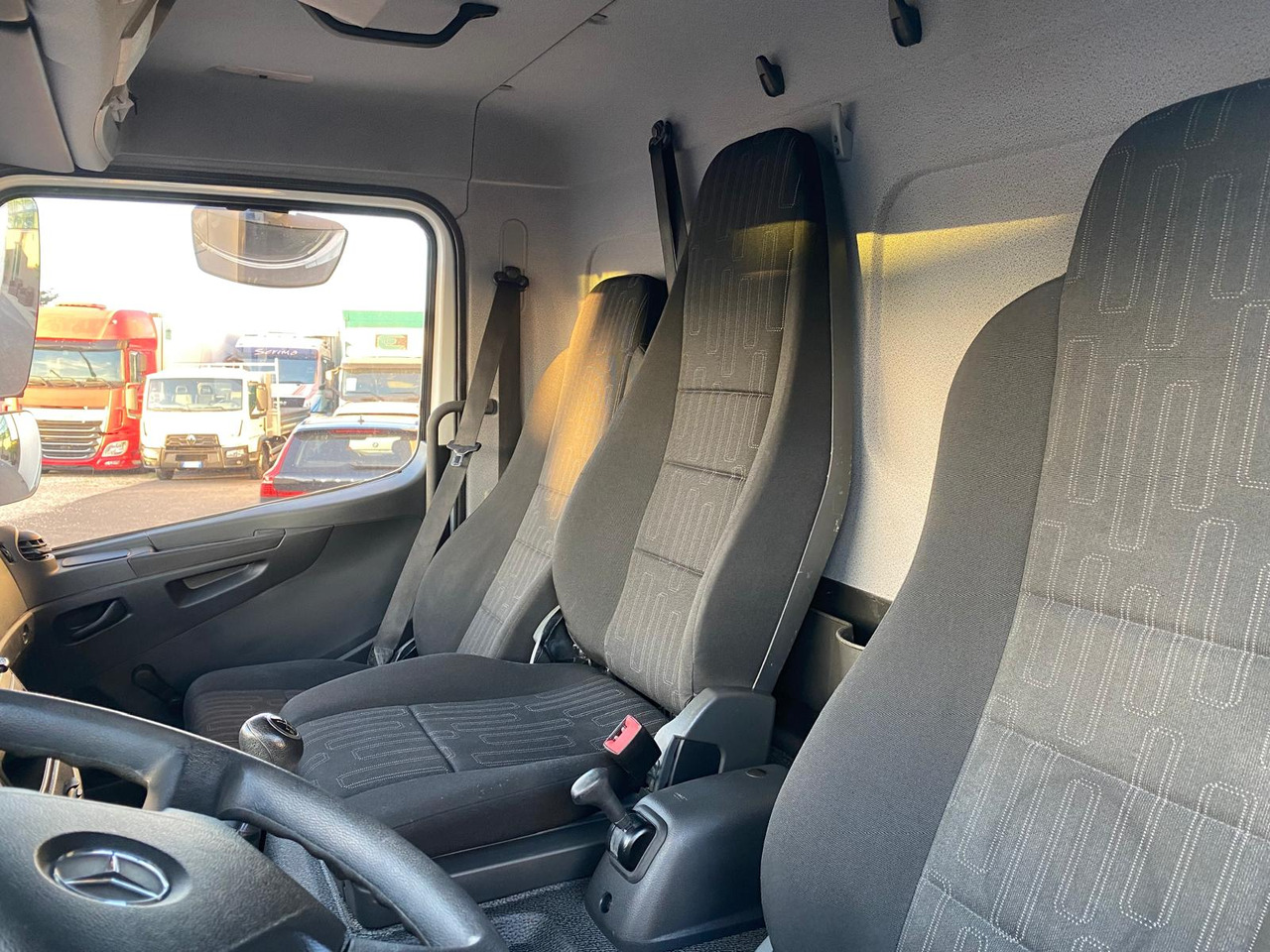 Plachtový nákladní auto MERCEDES-BENZ 816 ATEGO: obrázek 8