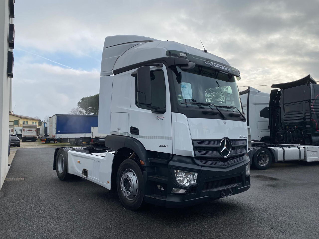 MERCEDES ACTROS 18.40 - Tahač: obrázek 3 MERCEDES ACTROS 18.40 - Tahač: obrázek 3