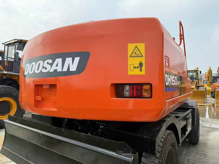 90% Brand New Doosan Brand Dh150w-7 Wheel Excavator in Stock Used Korea Brand Doosan Dh55 Dh60 Dh150 Dh210 Excavator for Sale - Kolesové rýpadlo: obrázek 3 90% Brand New Doosan Brand Dh150w-7 Wheel Excavator in Stock Used Korea Brand Doosan Dh55 Dh60 Dh150 Dh210 Excavator for Sale - Kolesové rýpadlo: obrázek 3