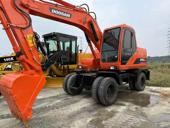 90% Brand New Doosan Brand Dh150w-7 Wheel Excavator in Stock Used Korea Brand Doosan Dh55 Dh60 Dh150 Dh210 Excavator for Sale - Kolesové rýpadlo: obrázek 2 90% Brand New Doosan Brand Dh150w-7 Wheel Excavator in Stock Used Korea Brand Doosan Dh55 Dh60 Dh150 Dh210 Excavator for Sale - Kolesové rýpadlo: obrázek 2