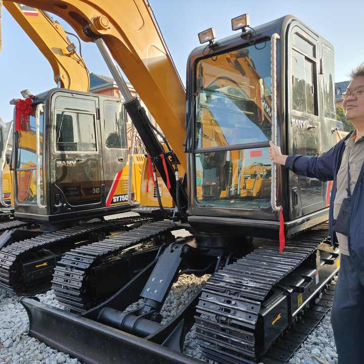 China Brand Used Sany Sy95c Mini Excavator 6ton Crawler Earth Digger Machine for Sale - Mini rýpadlo: obrázek 3 China Brand Used Sany Sy95c Mini Excavator 6ton Crawler Earth Digger Machine for Sale - Mini rýpadlo: obrázek 3